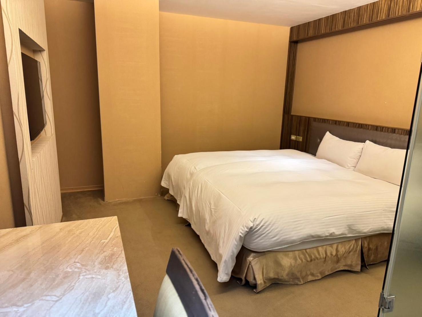 友愛京賞國際大飯店 Yoai Jing Shang Hotel Kaohsiung Dış mekan fotoğraf