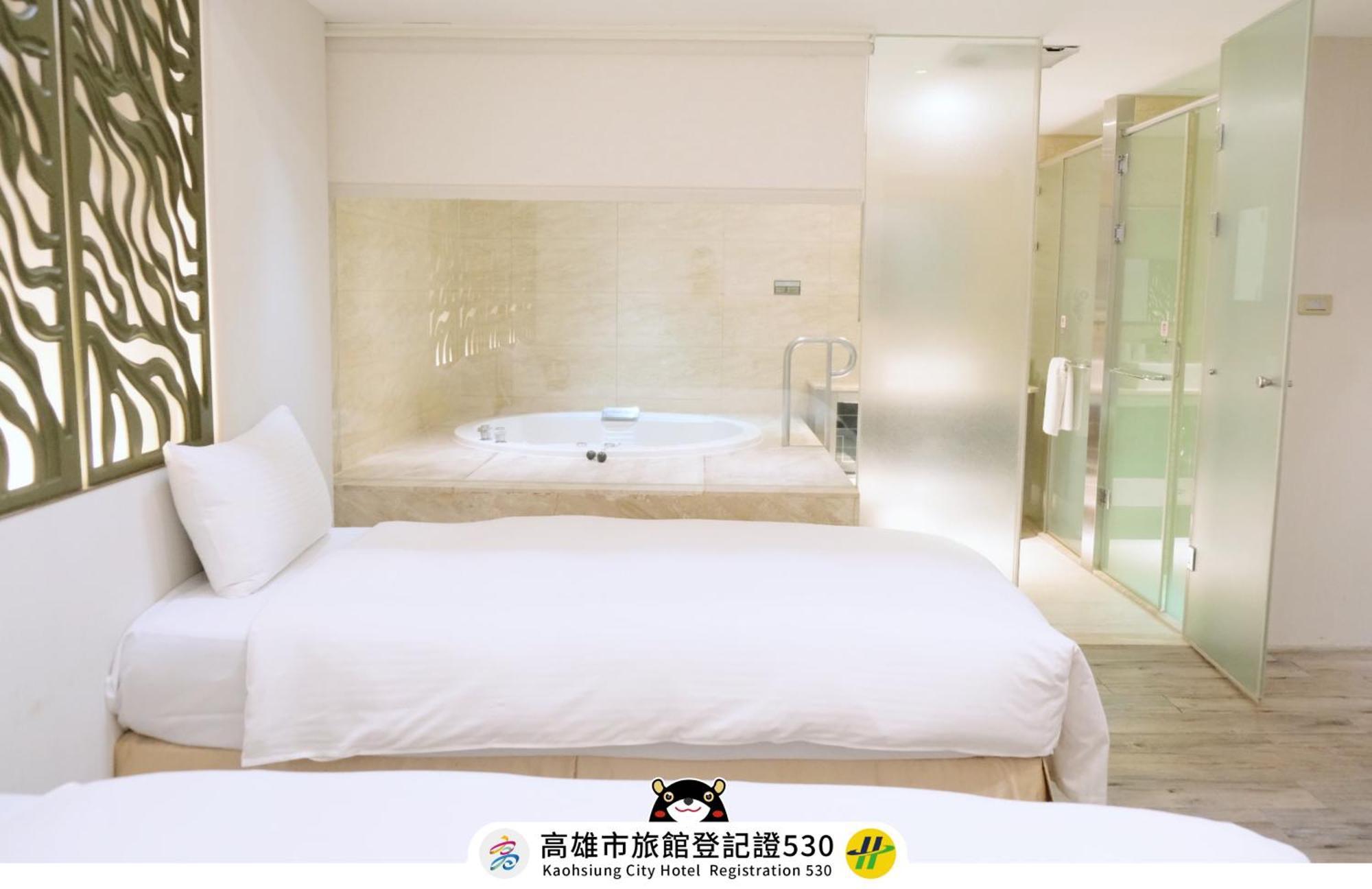 友愛京賞國際大飯店 Yoai Jing Shang Hotel Kaohsiung Dış mekan fotoğraf