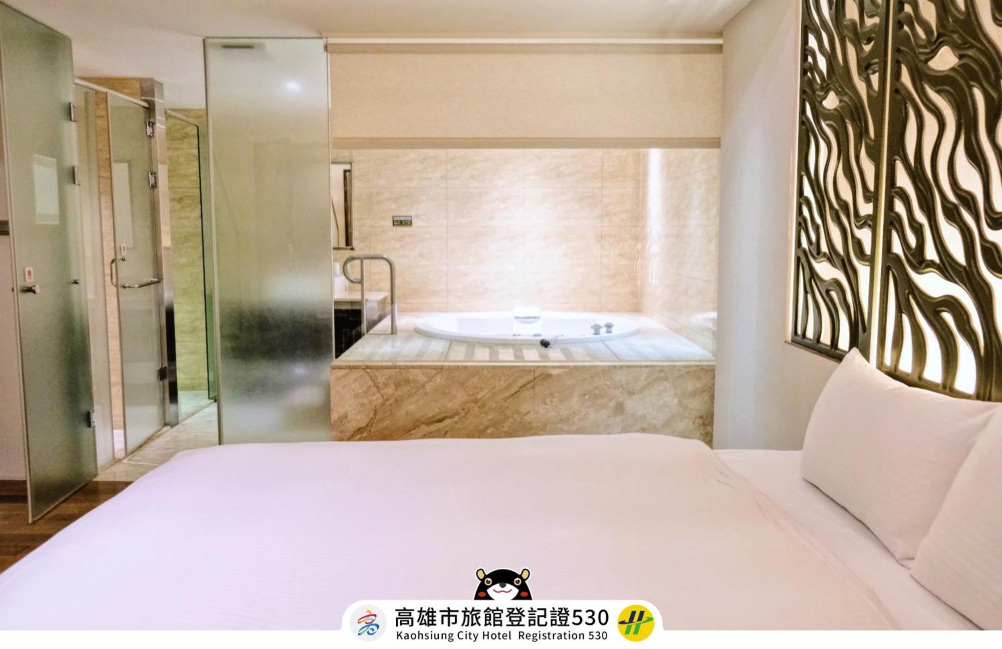 友愛京賞國際大飯店 Yoai Jing Shang Hotel Kaohsiung Dış mekan fotoğraf